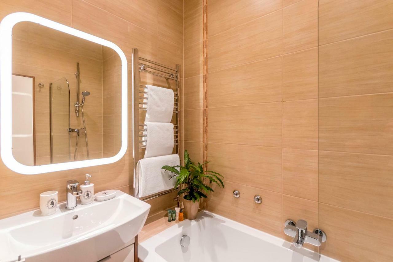 Beautiful Holyrood Park Apartment Edinburgh Luaran gambar