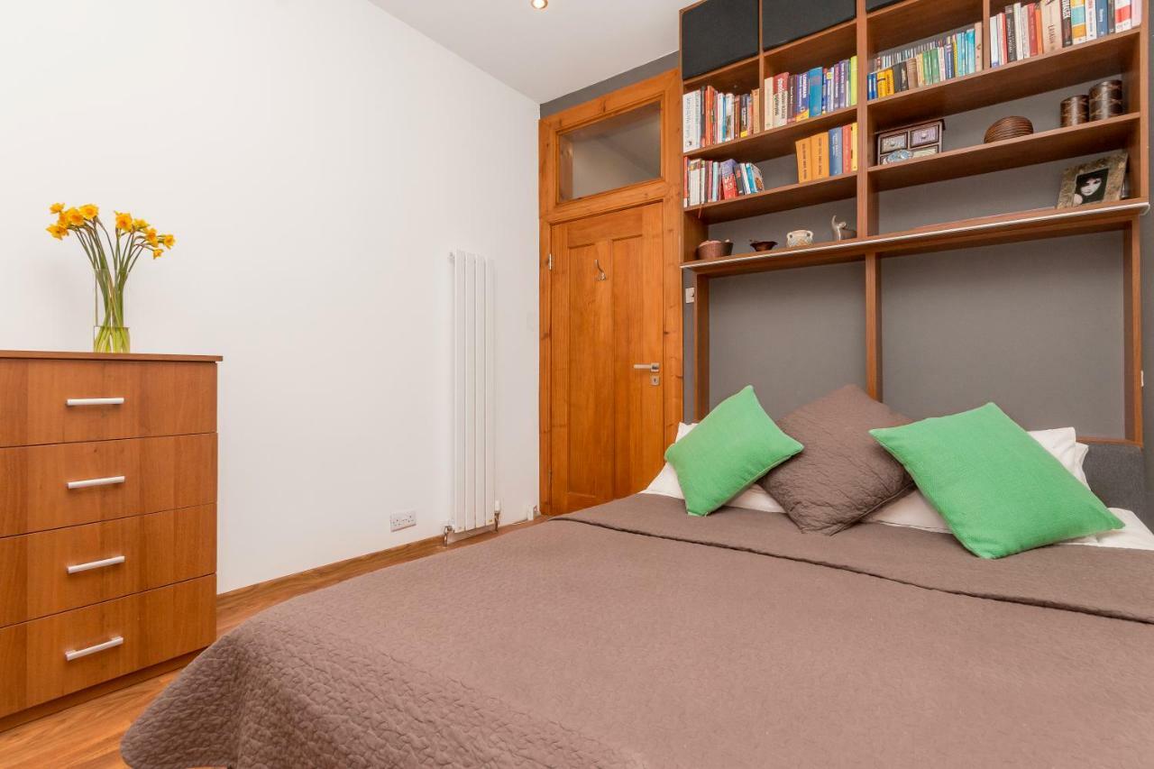 Beautiful Holyrood Park Apartment Edinburgh Luaran gambar